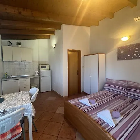 Silvi Apartman *